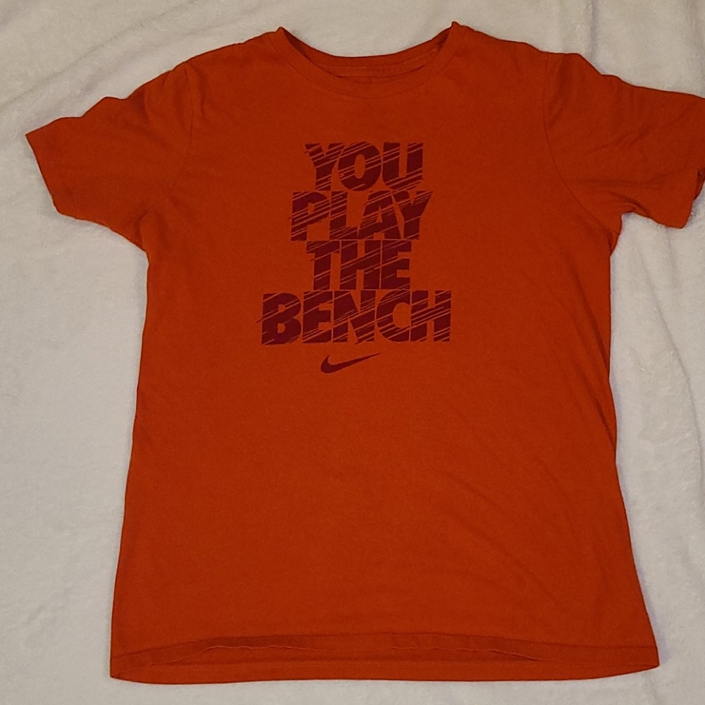 Boy's Nike Orange Tshirt Size Large